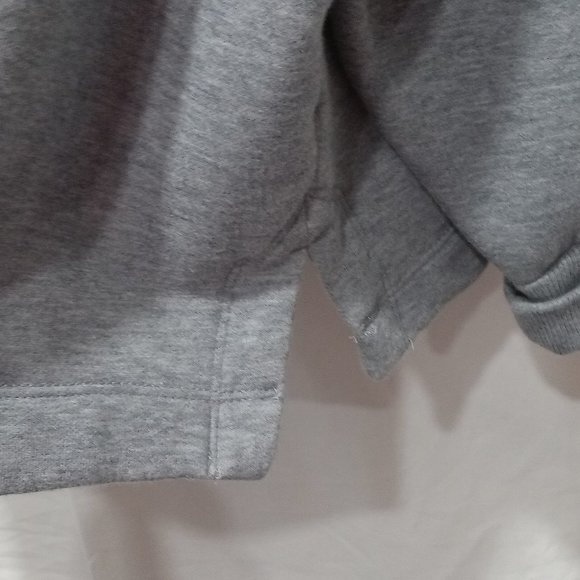 Free Assembly Oversized Sweatshirt Women Loose Simple Buttons V Neck Top Casual - Picture 9 of 11